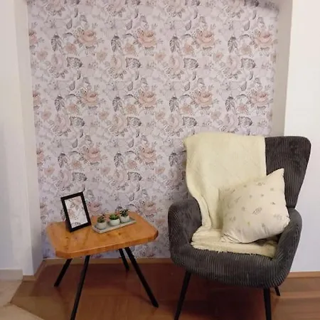 Im Gruenen In Messenaehe Meerbusch