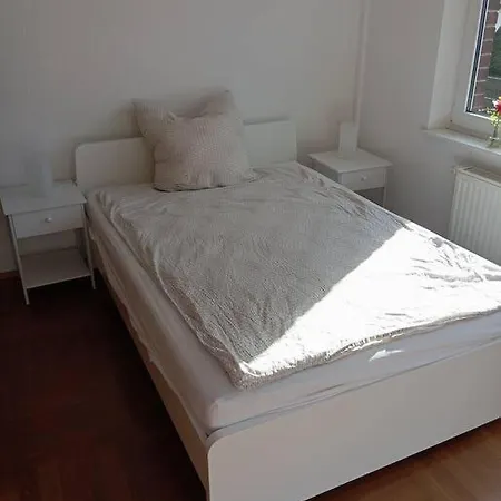 Im Gruenen In Messenaehe * Meerbusch