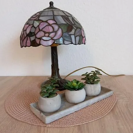 Im Gruenen In Messenaehe