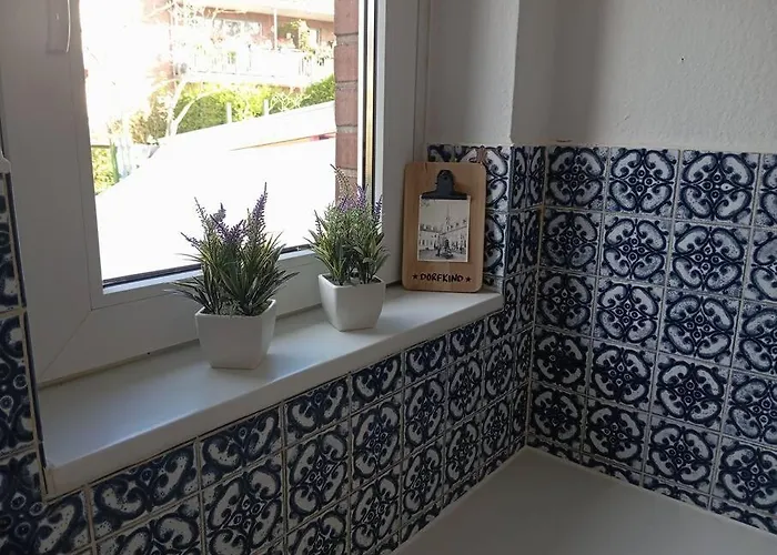 Im Gruenen In Messenaehe * Meerbusch