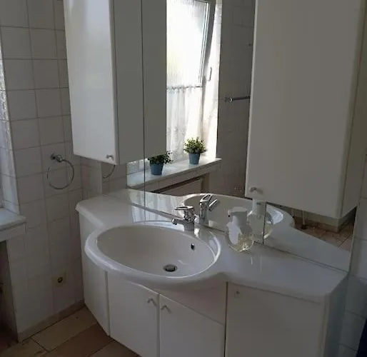 Im Grünen In Messenähe Apartment *