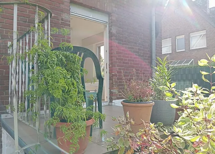 Apartment Im Grünen In Messenähe *