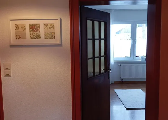 Apartment Im Grünen In Messenähe *